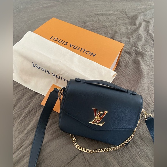 Louis Vuitton Oxford purse - Picture 1 of 8